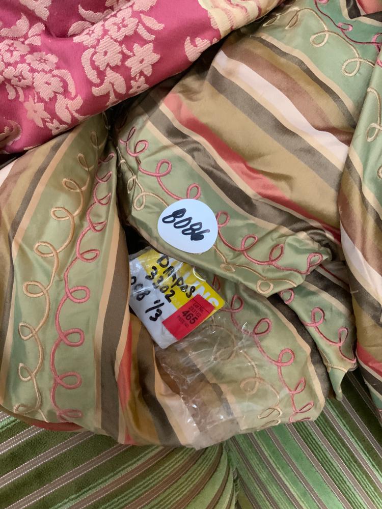 Group of Draperies and Valances (1 of 1)