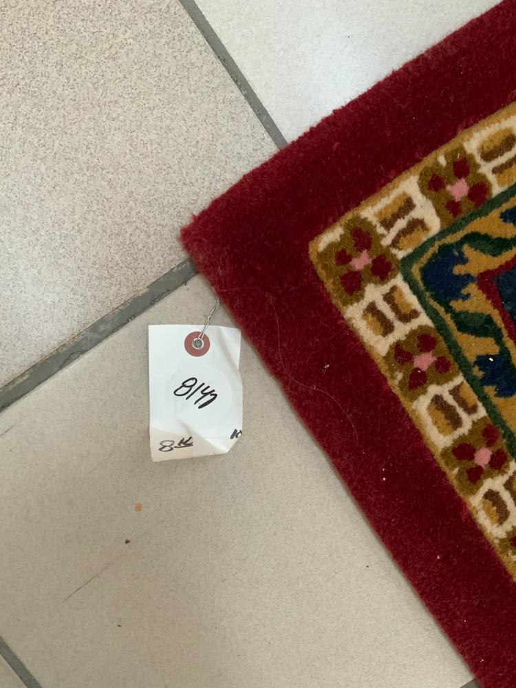 Beautiful Sculptured Heriz Style Carpet (1 of 1)