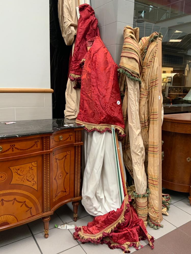 Group of Draperies and Valances (1 of 1)