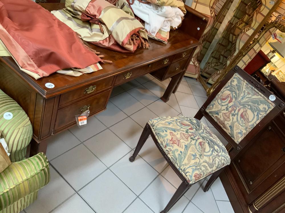 Chippendale Style Mahogany Library Desk (1 of 1)