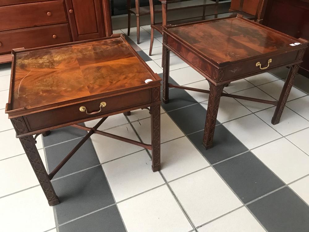 Pair of Chippendale Mahogany End Tables Made by Baker: Pair of Chippendale Mahogany End Tables Made by Baker 25x2x26"