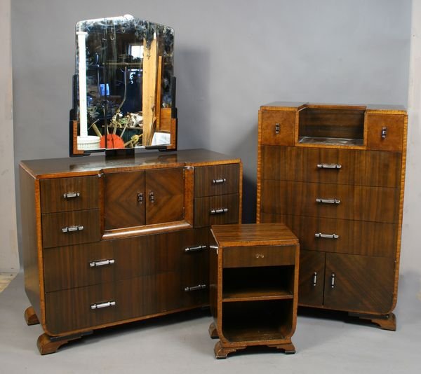 3222 3 Pc Art Deco Bedroom Suite By Williamsport Apr 05 2009