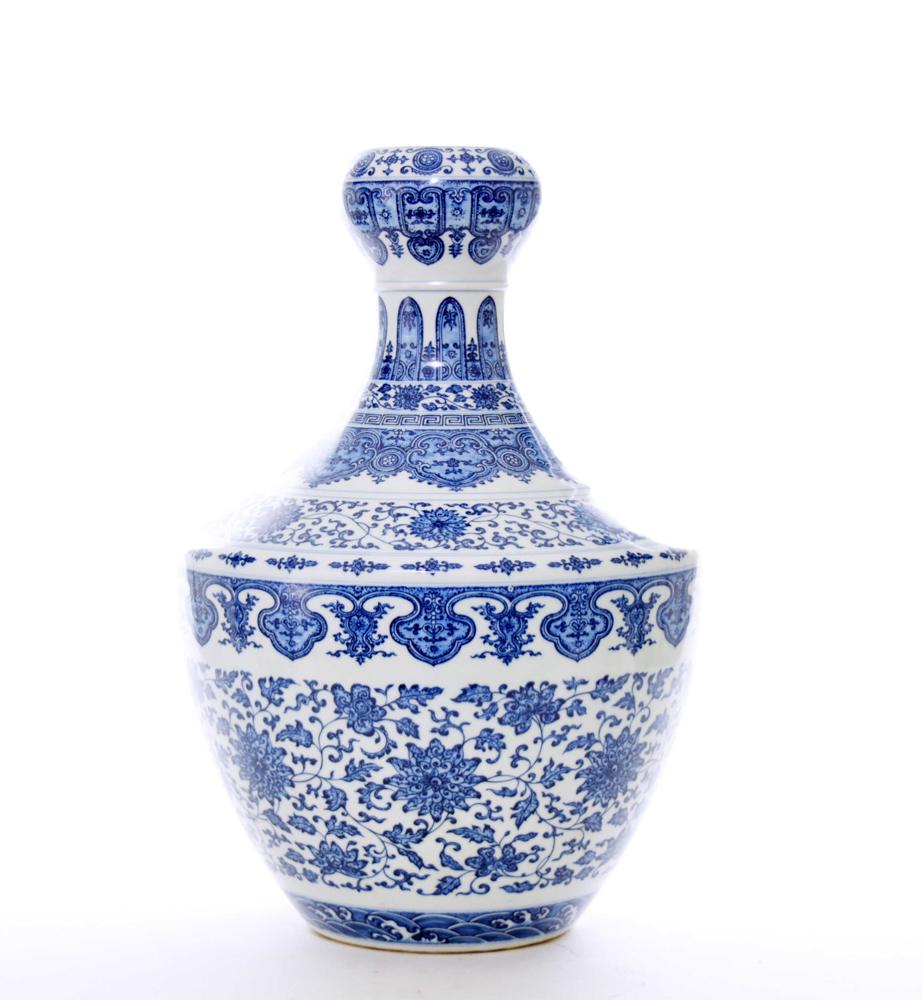 A Very Rare Chinese Blue and White Vase (1 of 5)