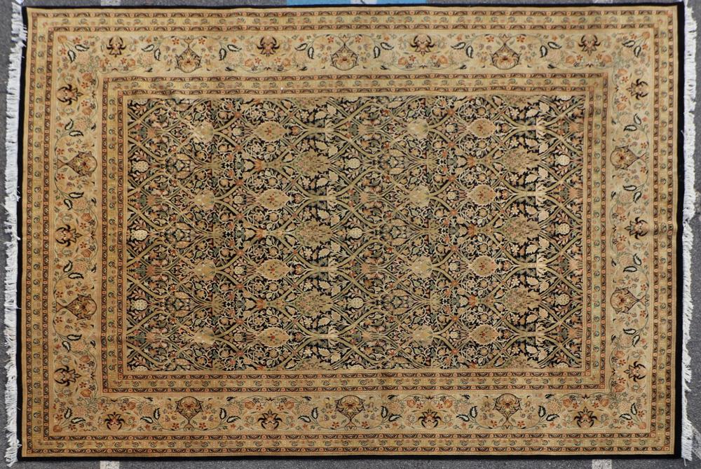 Fine Pakistani Tabriz Style Rug (1 of 7)