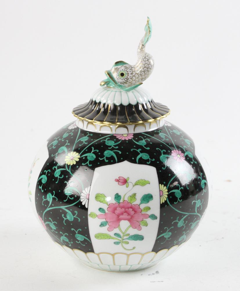 Herend Black Dynasty Covered Jar (1 of 8)