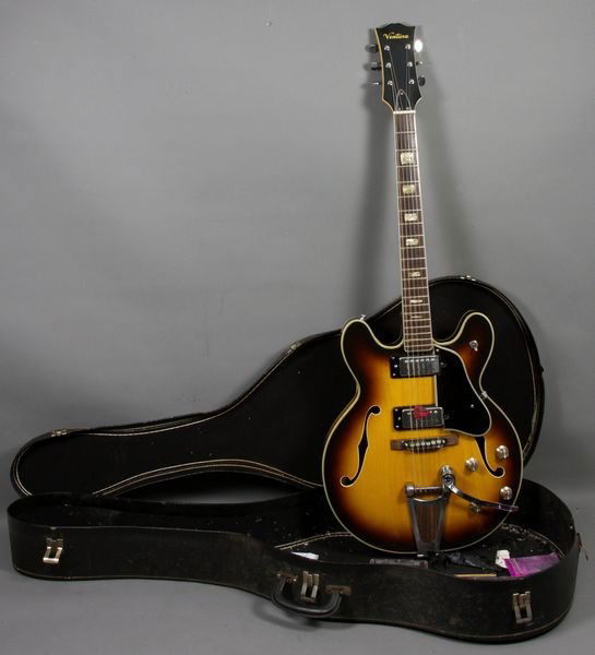 12 1970 Ventura Hollow Body Electric Guitar May 30, 2009 Kaminski Auctions in MA