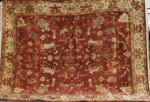 Antique Oushak Oriental Rug, 8' x 10': Antique Oushak Oriental rug, 8' x 10'. Good condition.