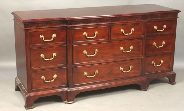 20th Century Custom Hepplewhite Credenza: 20th Century custom Hepplewhite credenza, 31"h. x 64"l. x 19 1/2"d. Good condition.