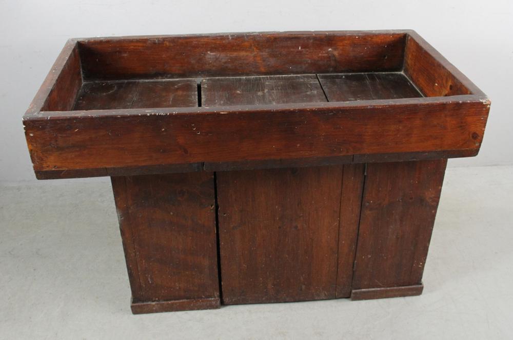 Antique Pine Dry Sink: Antique pine dry sink. Provenance: Beverly, Massachusetts.