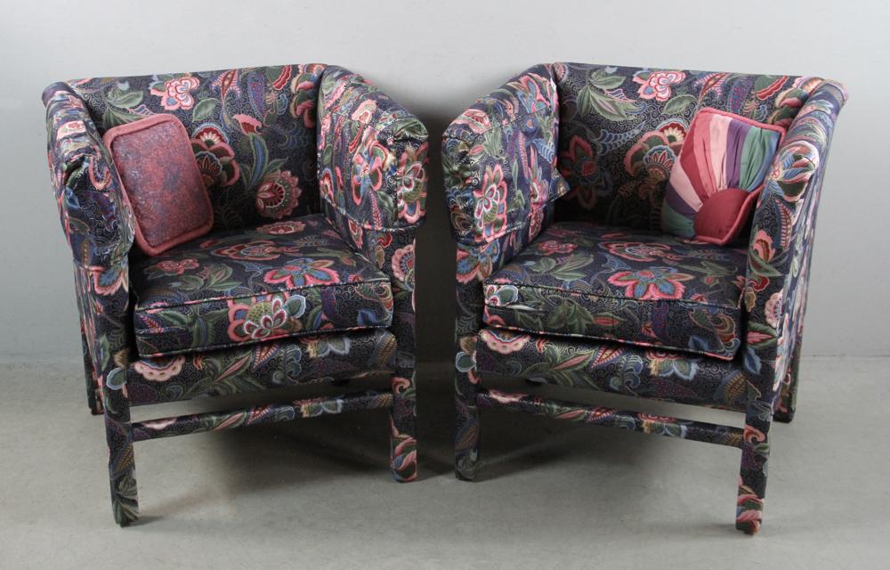 Floral Upholstered Pair of Arm Chairs: Floral upholstered pair of arm chairs. Provenance: Estate of Carol Z. Stone.