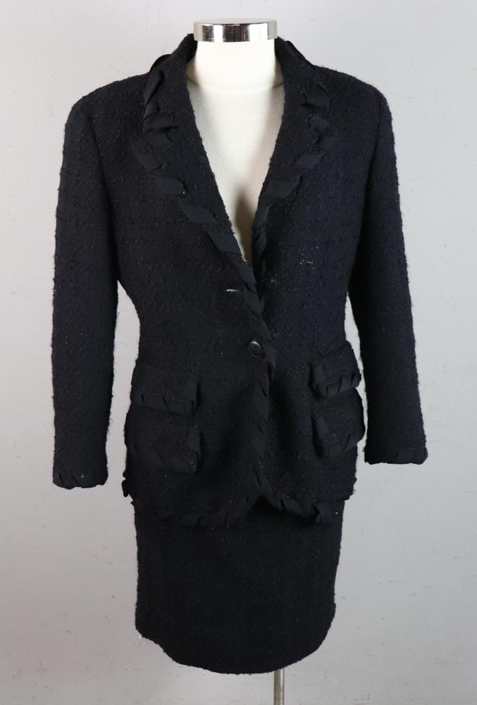 Valentino Boutique Black Two Piece Boucle Skirt Suit (1 of 3)