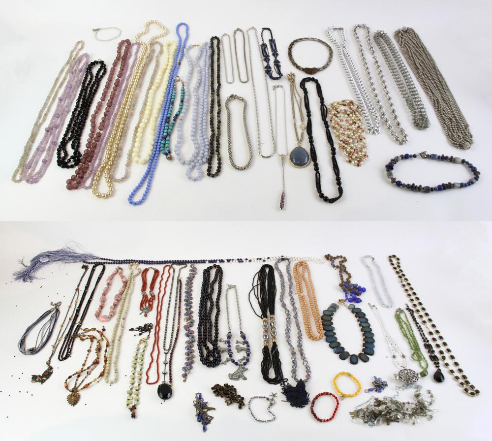 Vintage Necklaces (1 of 15)