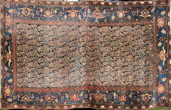 Fine antique Serraband rug, 6' 5" x 4' 3"