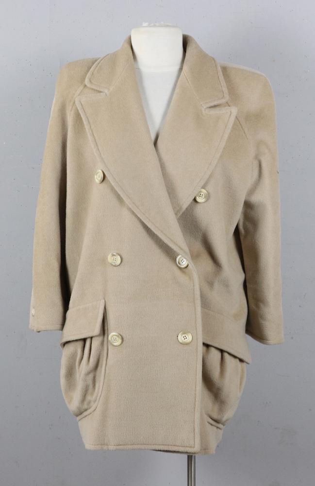 Valentino Boutique Tan Coat (1 of 2)