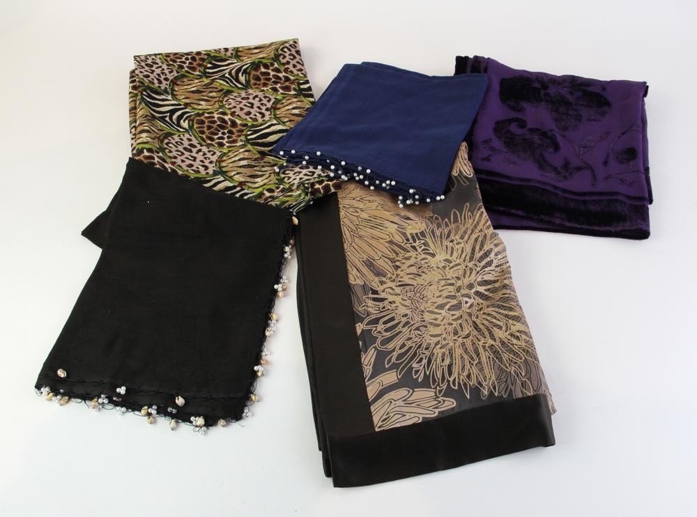 Group of Ladies Scarves (1 of 7)