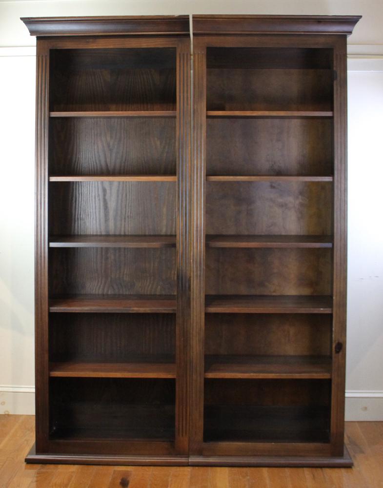 Pair of Regency Style Mahogany Bookcases (1 of 8)