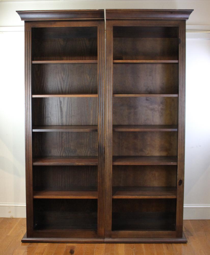 Pair of Regency Style Mahogany Bookcases (1 of 8)
