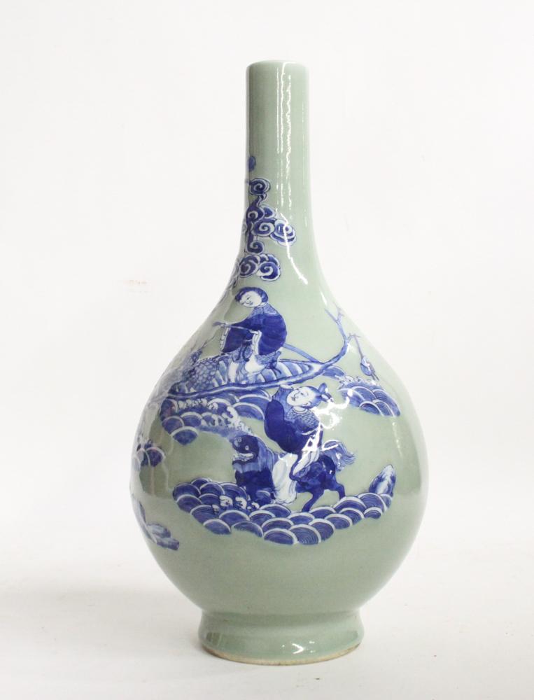A Chinese Blue and White Vase (1 of 1)