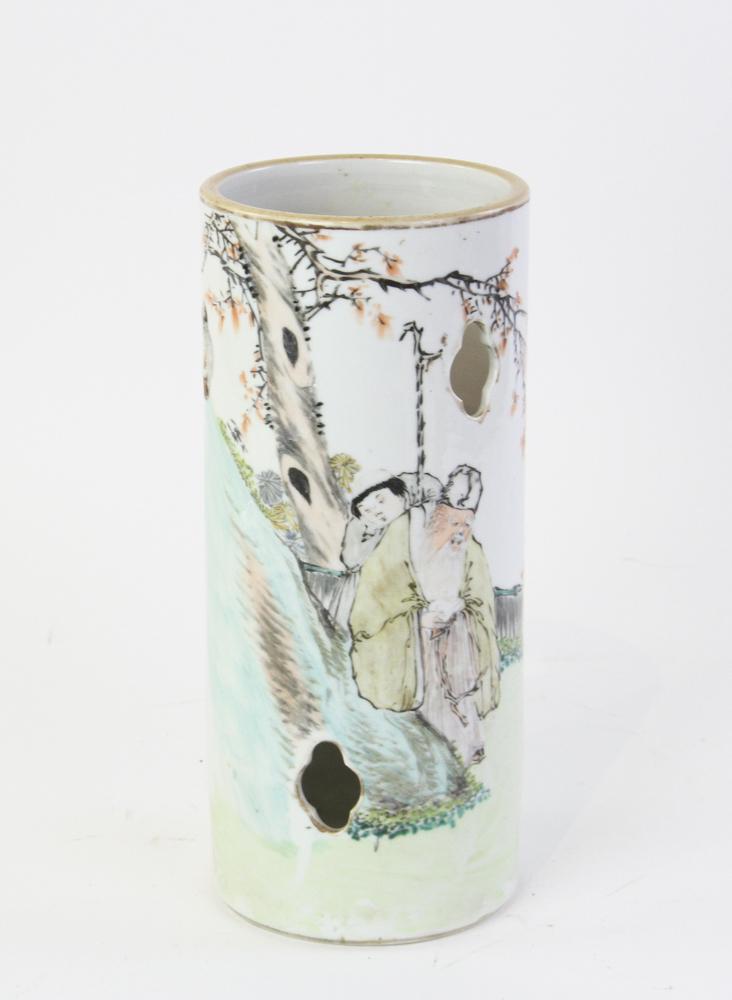 Old Chinese Porcelain Vase or Hat Stand (1 of 6)