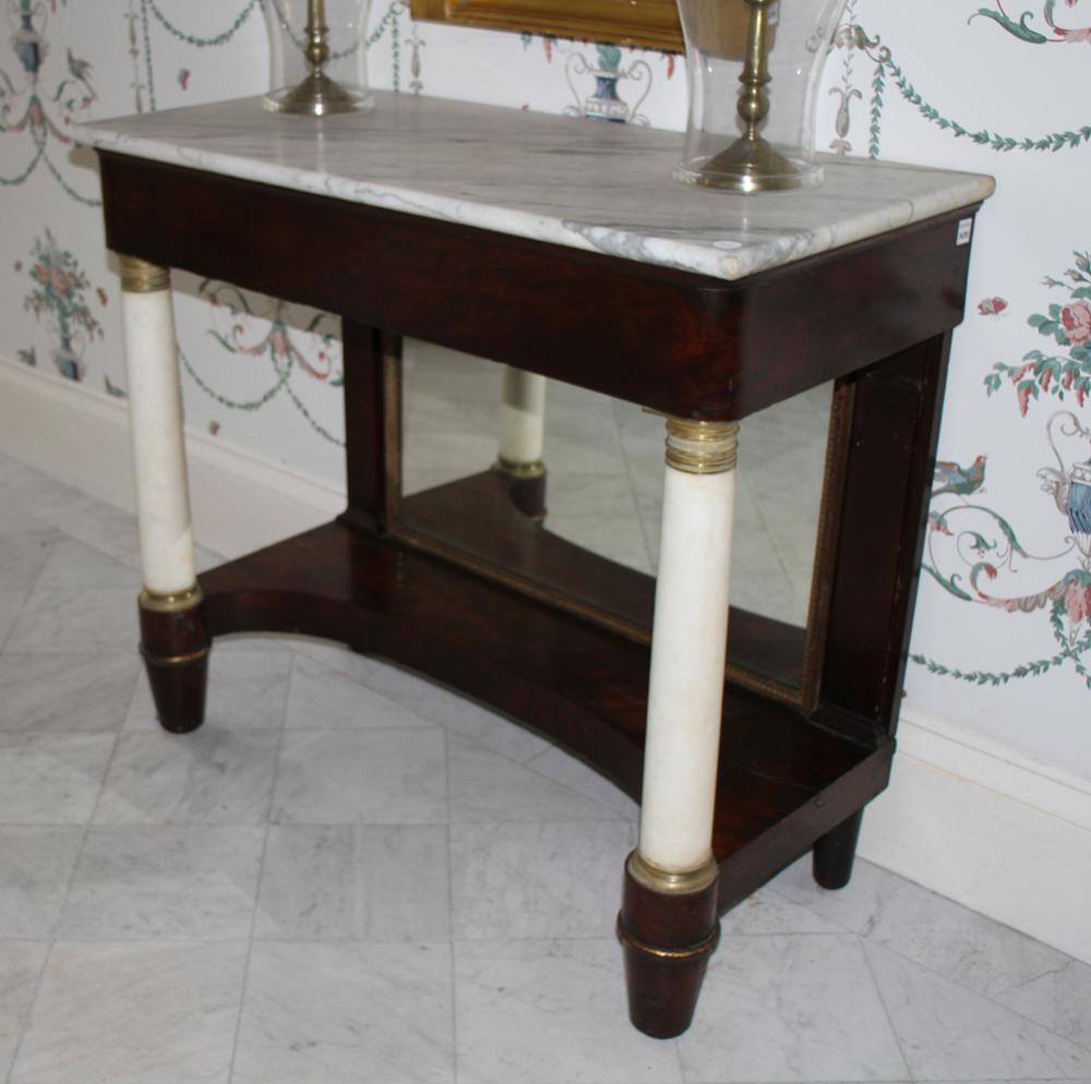 CA 1830 New York Classical Pier Table (1 of 1)
