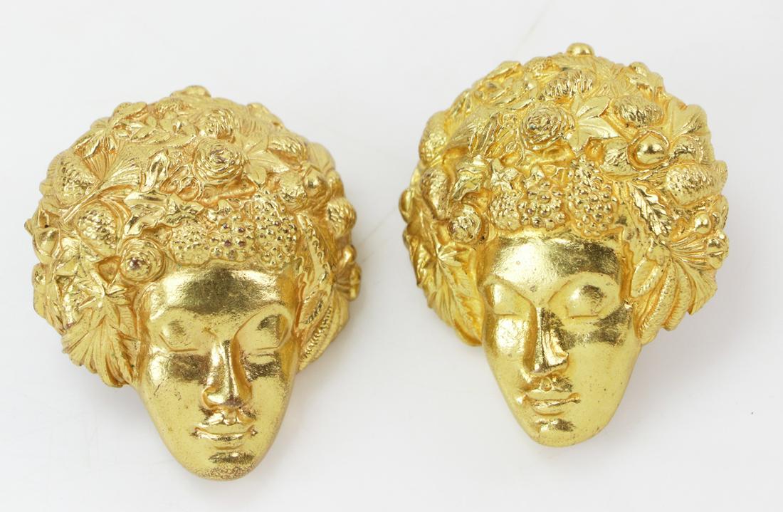 Isabel Canovas Ear Clips: Isabel Canovas ear clips.