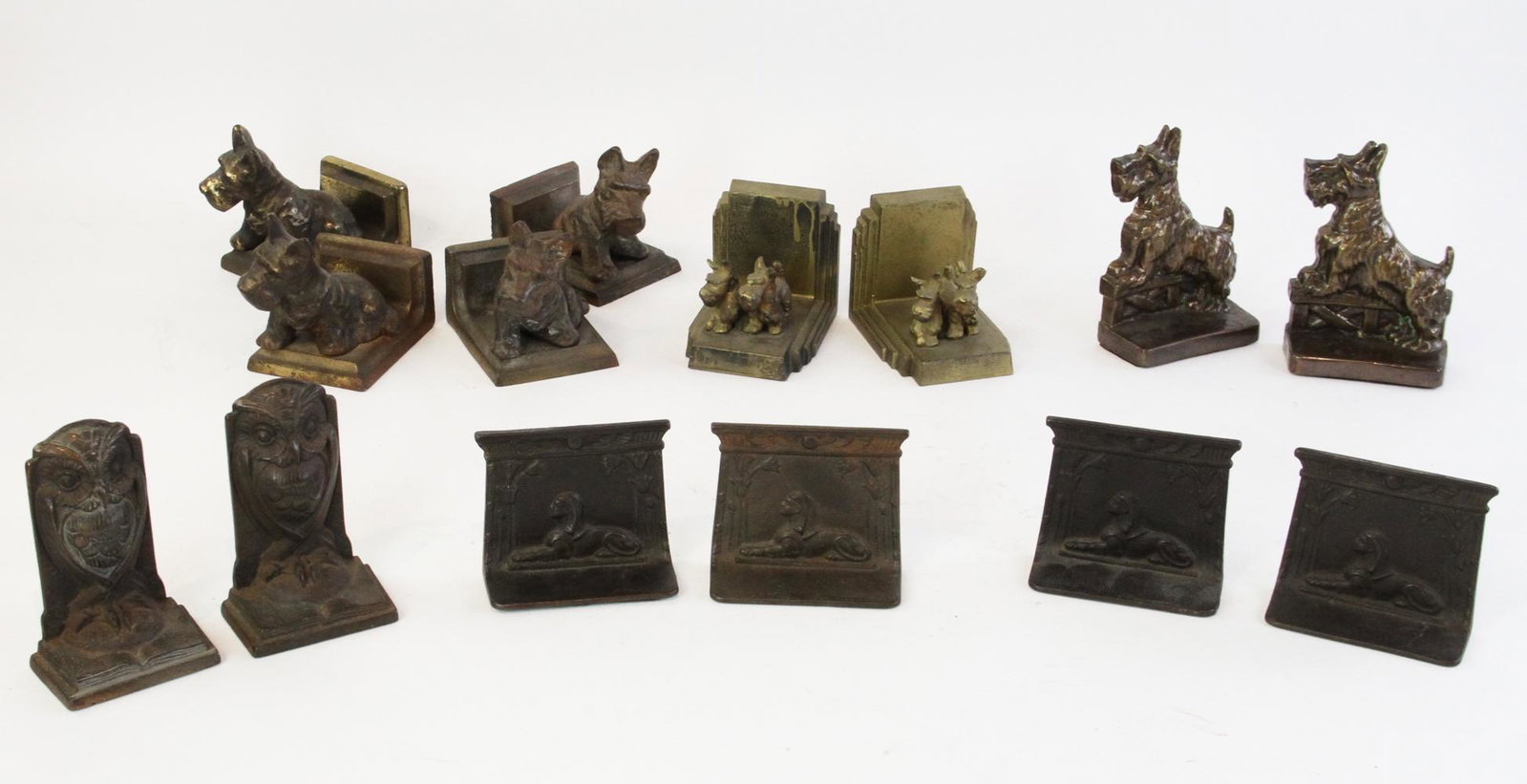 Vintage Dog Bookends: Vintage dog bookends. Provenance: Newton, Massachusetts.