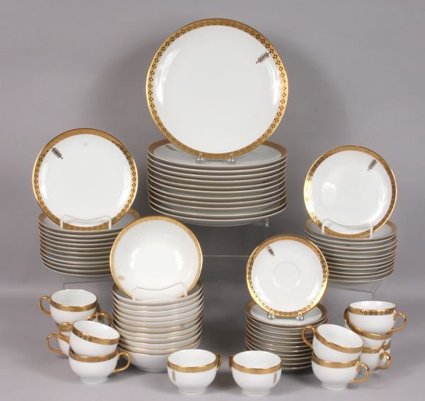 Tiffany and Co. 'Imperial China', c. 1990: Set of Tiffany and Co. 'Imperial China', c. 1990, 10 1/2" diam. (largest plate), seventy-two (72) pieces total, good condition. Provenance: Robert O. Peterson Estate, San Diego, CA.