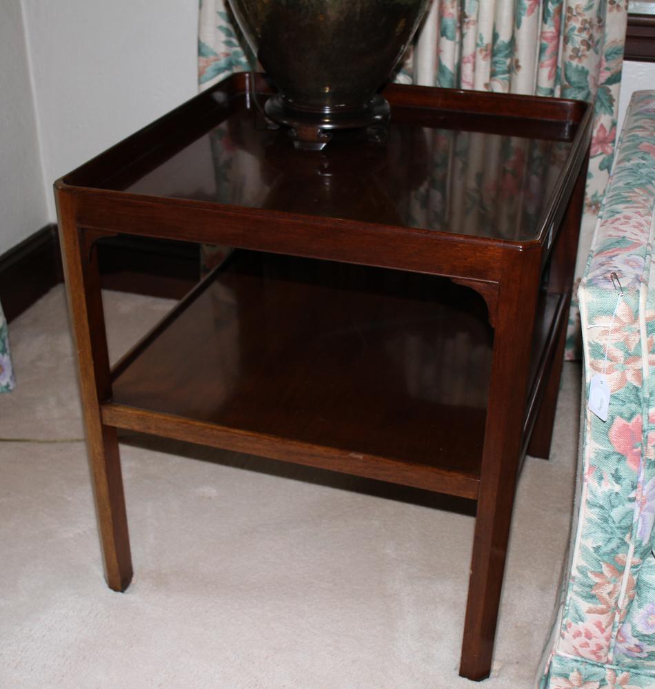 Pair of Henley Mahogany End Tables (1 of 1)