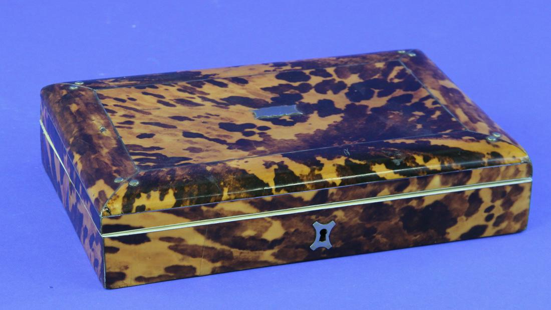 Early 19thC Shell Box (1 of 5)