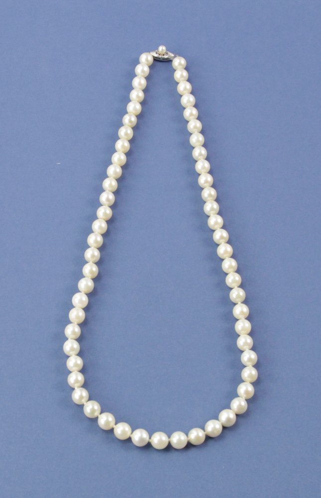 Pearl Necklace with 14k White Gold Clasp (1 of 1)
