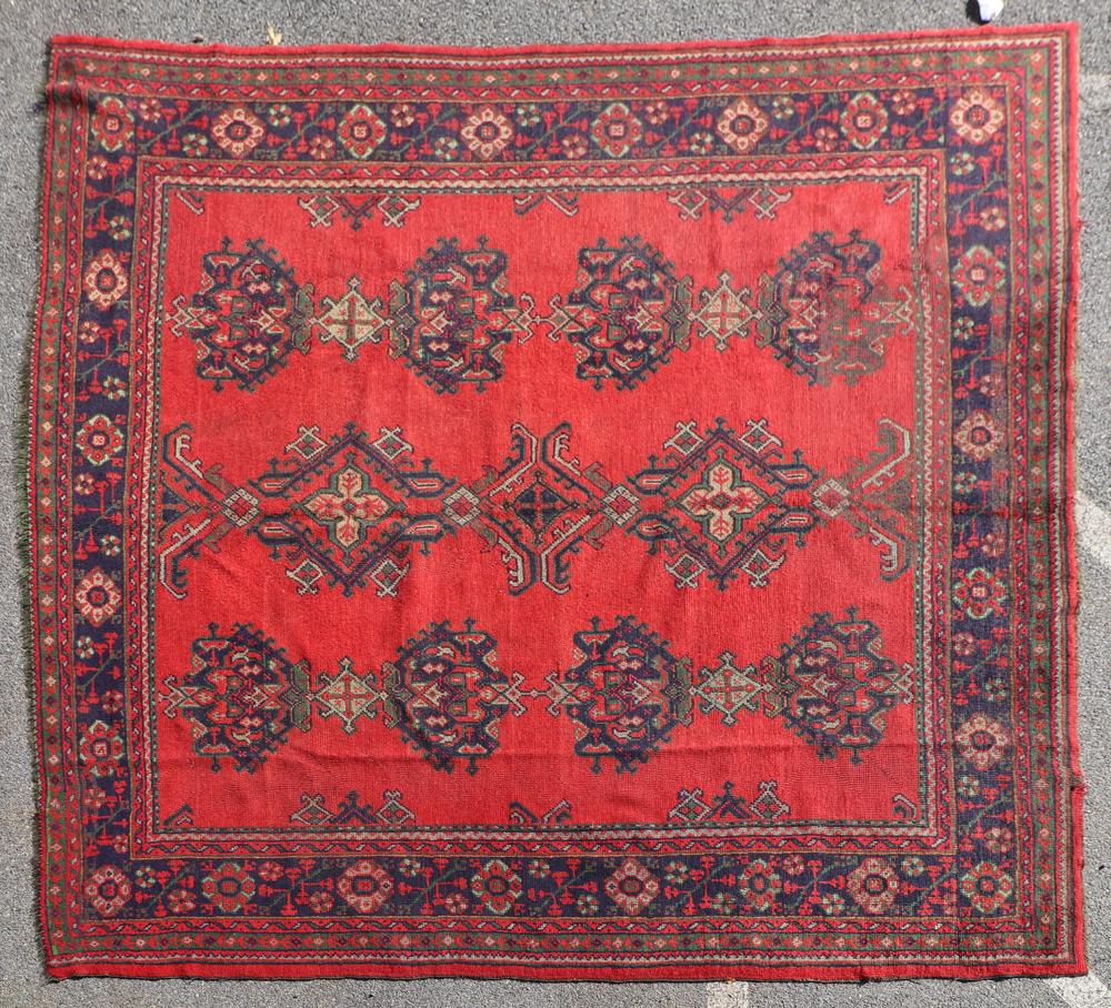 Antique Oushak Rug: Antique Oushak rug, 9' 3" x 9' 7".