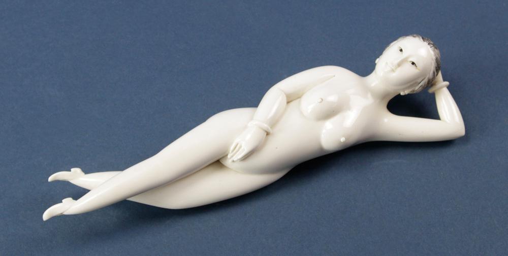 Antique Chinese Bone Doctor's Doll: Antique Chinese bone doctor's doll, 7 1/2" x 2 1/4". Provenance: a Palm Beach, Florida estate.