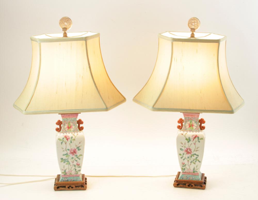 Pair of Chinese Porcelain Lamps (1 of 15)