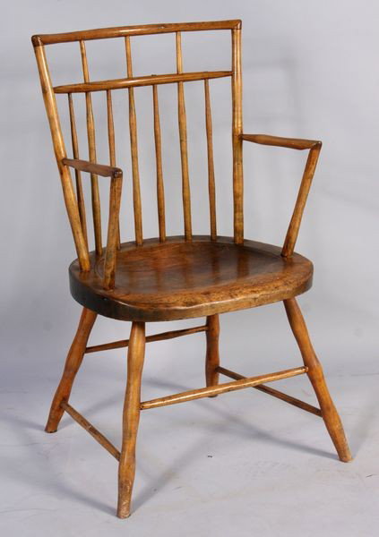 Early 19th C. New England Arm Chair: Early 19th Century New England bird cage Windsor arm chair, 34"h x 20"w x 18"d, 16 1/2" height of seat. Good condition.