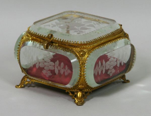 Victorian Engraved Jewelry Casket: Victorian engraved glass jewelry casket, 2 3/4"h x 4"w x 3 3/4"d. Undamaged.