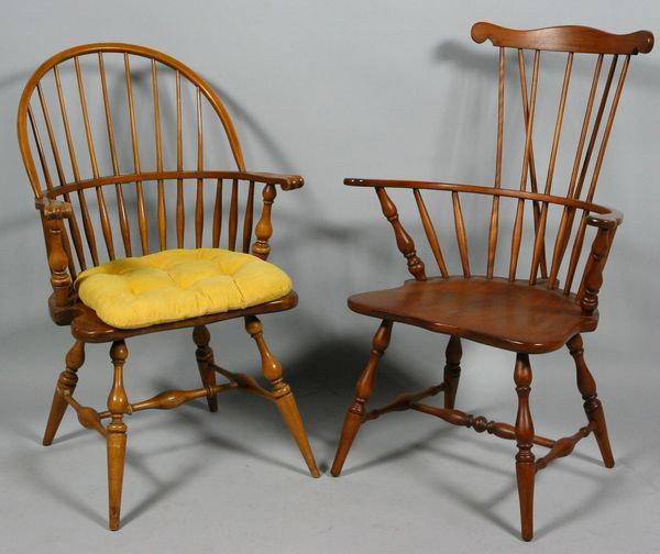 Windsor Maple Arm Chair: Lot of two (2) comb back Windsor maple arm chairs, 39" x 24 1/2"