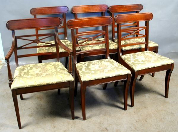 Set of (6) C1940 Duncan Phyfe Dining Chairs: Set of six (6) circa 1930s/40s Duncan Phyfe mahogany dining chairs with upholstered seats, 34 1/2"h..