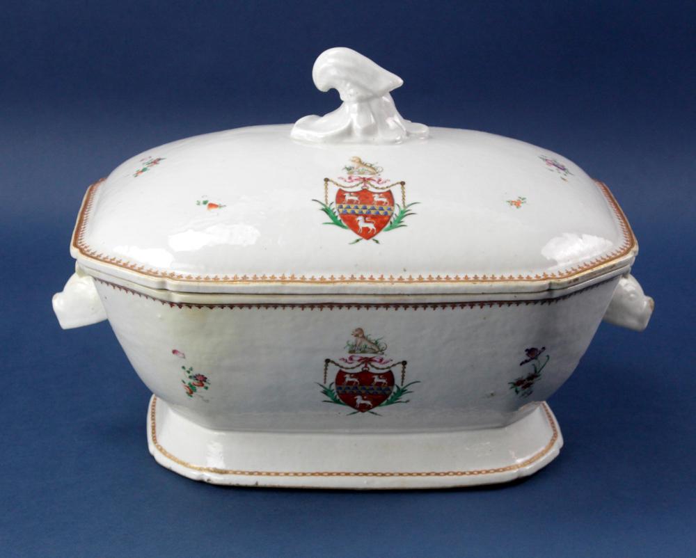 18thC Chinese Export Porcelain Covered Tureen (1 of 10)
