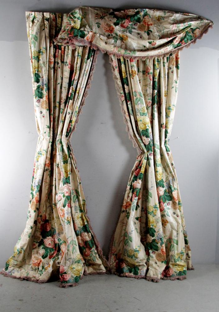 Chintz Floral Drapes (1 of 6)