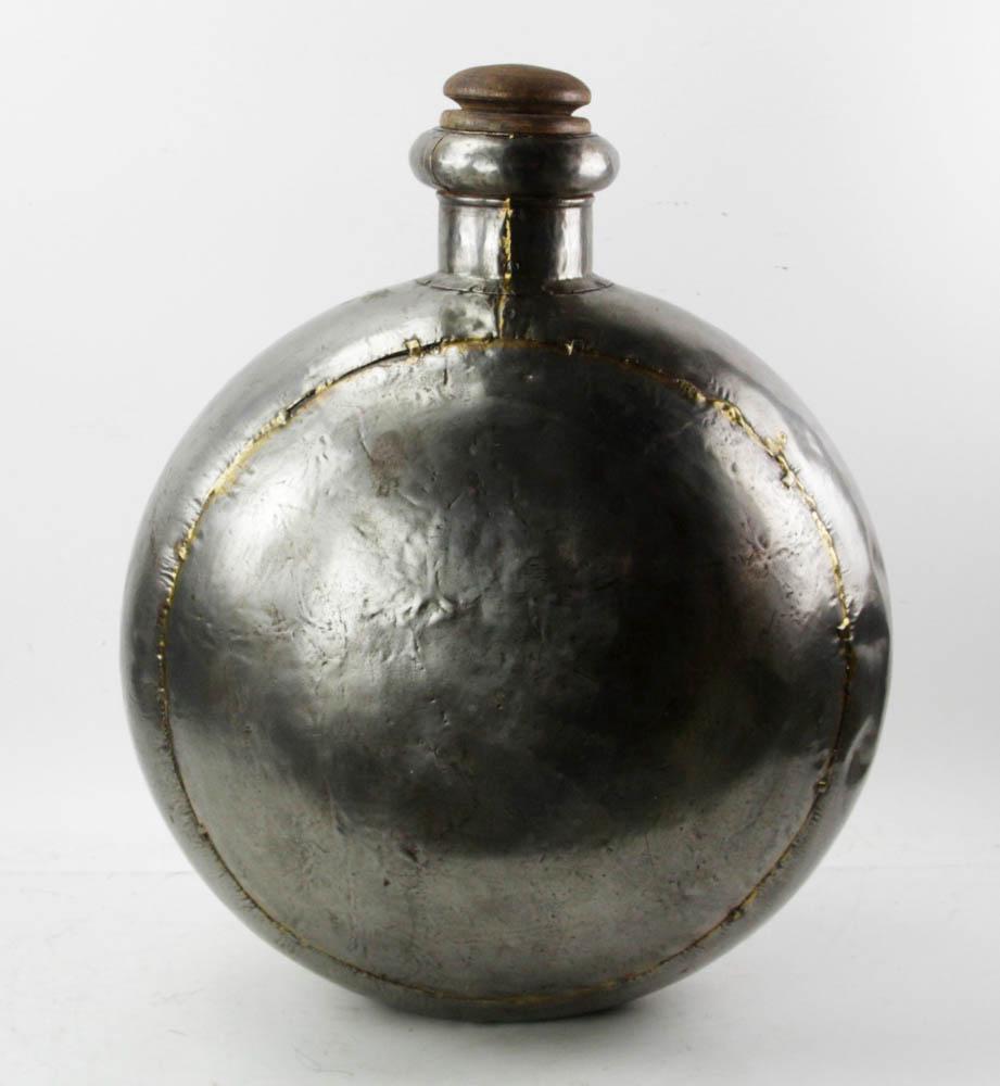 C1900 Large Steel Vermont Maple Syrup Flask (1 of 8)