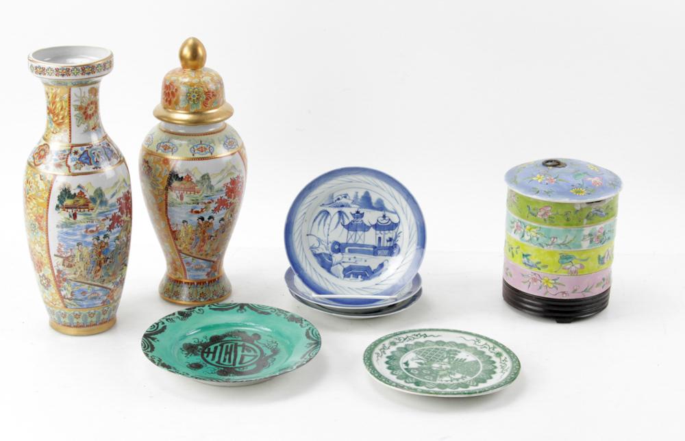 Old Chinese Vases and Bowls (1 of 16)