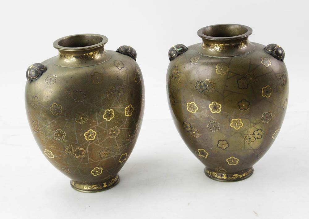 Pair of 19thC Japanese Meiji Bronze Vases (1 of 7)