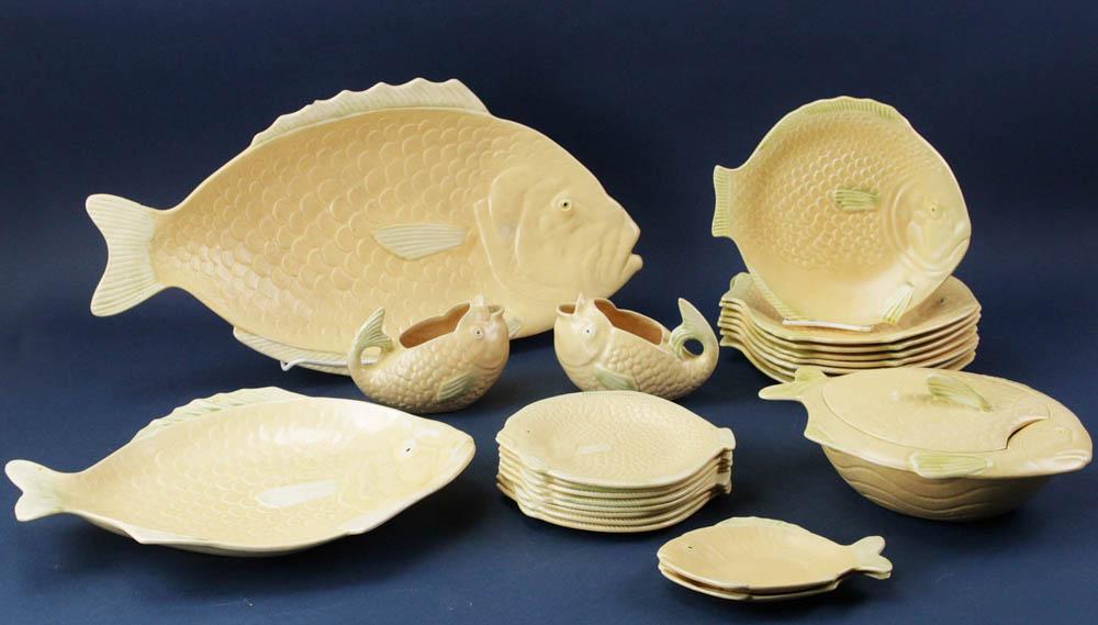 English Stoke-on-Trent Fish Set (1 of 9)