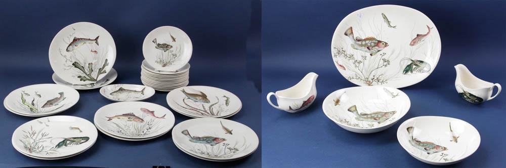 Johnson Bros. Porcelain Dinner Service, Fish (1 of 13)