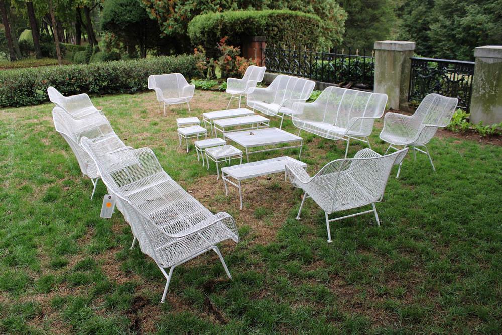 Sarenin Wire Porch Set (1 of 2)