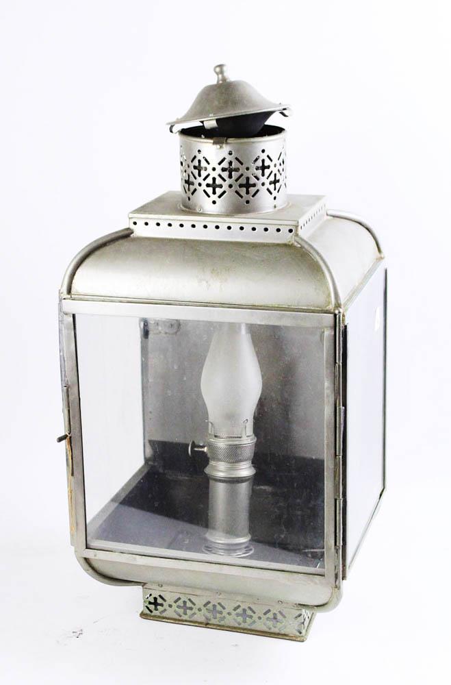 Tin Oil or Kerosene Lantern (1 of 5)