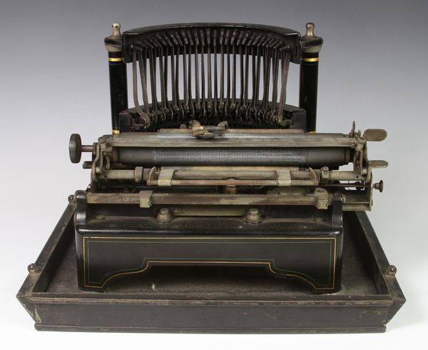 Salter Standard Typewriter - 3
