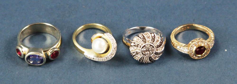 Group of Four 14k Gold Rings (1 of 8)