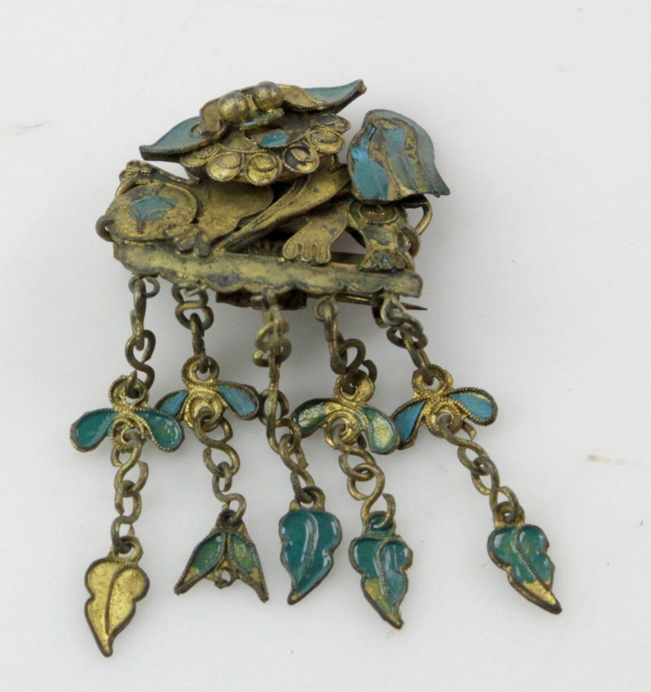 Chinese Enameled Foo Dog Brooch (1 of 5)
