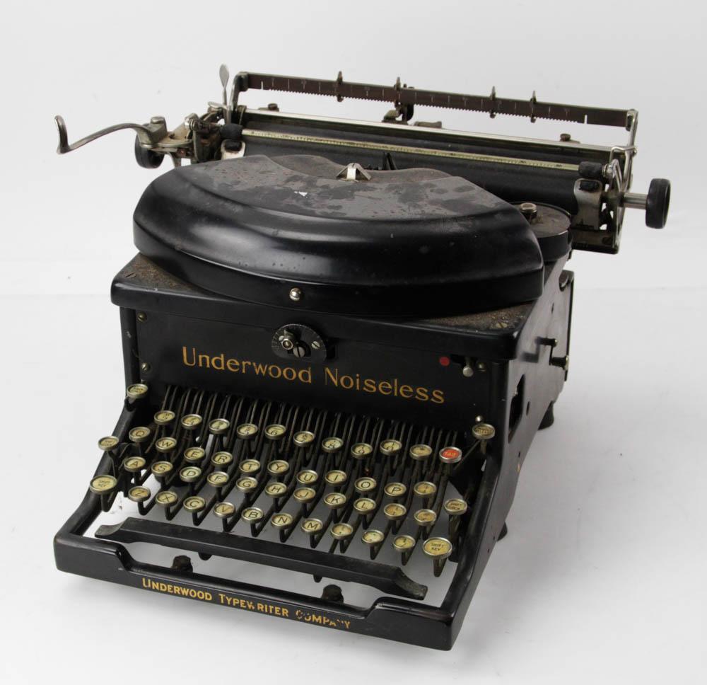 Underwood Noiseless Typewriter: Underwood Noiseless typewriter.